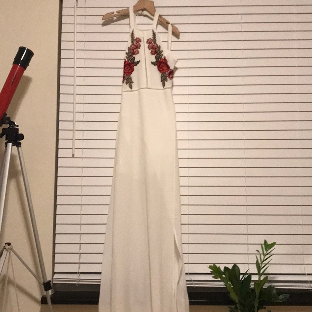 White embroidered summer dress from Forever.
